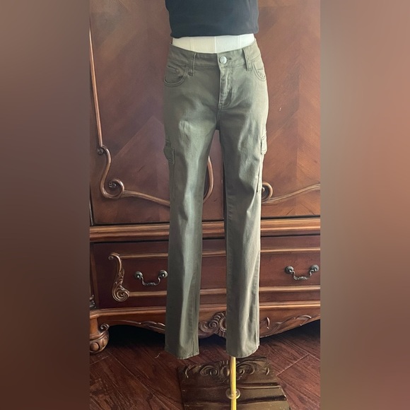 Wax Jean Women’s Olive Green Cargo Pants Junior Size 11 - Picture 1 of 8